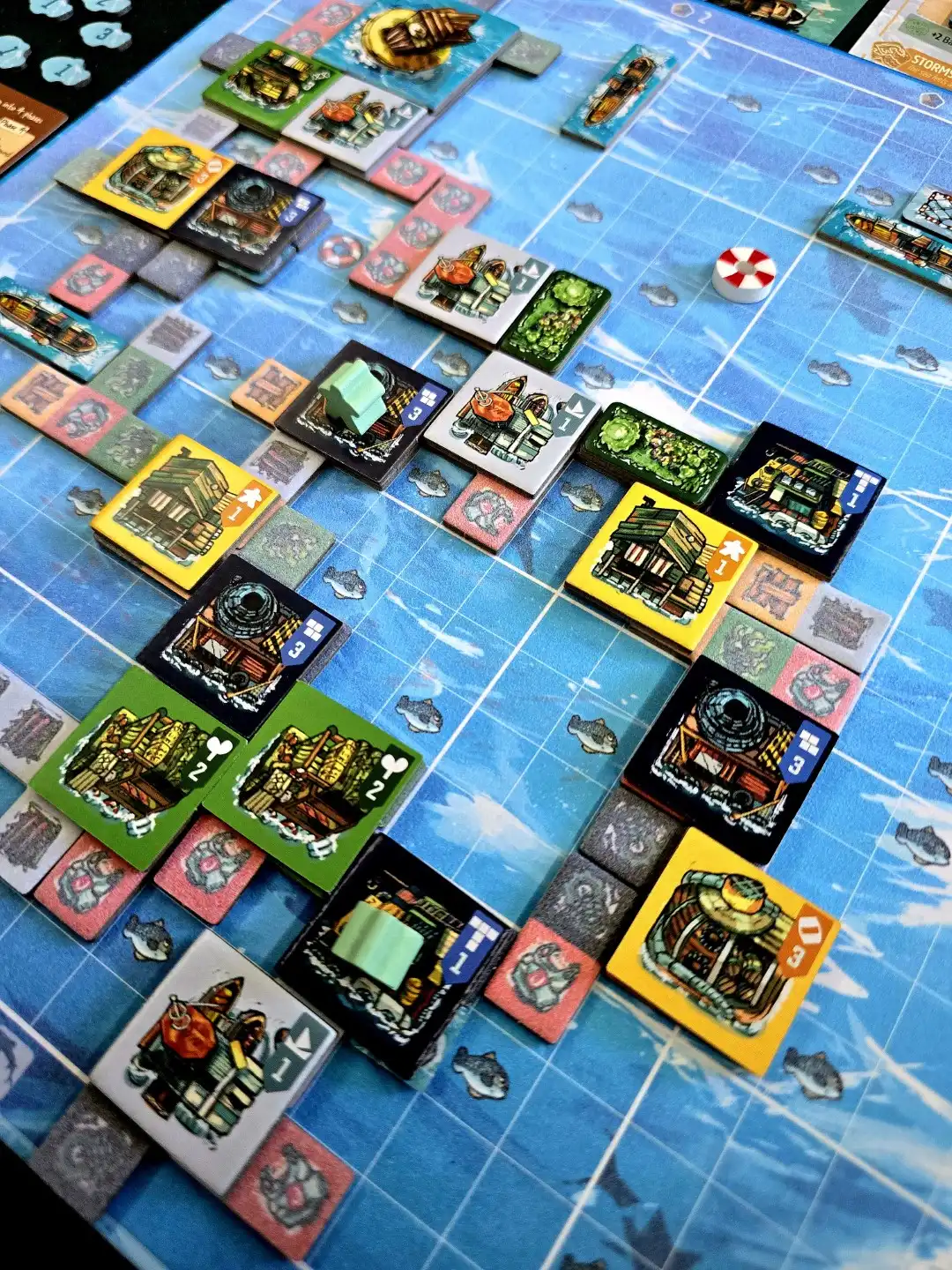 Surviving the apocalypse on raft cities